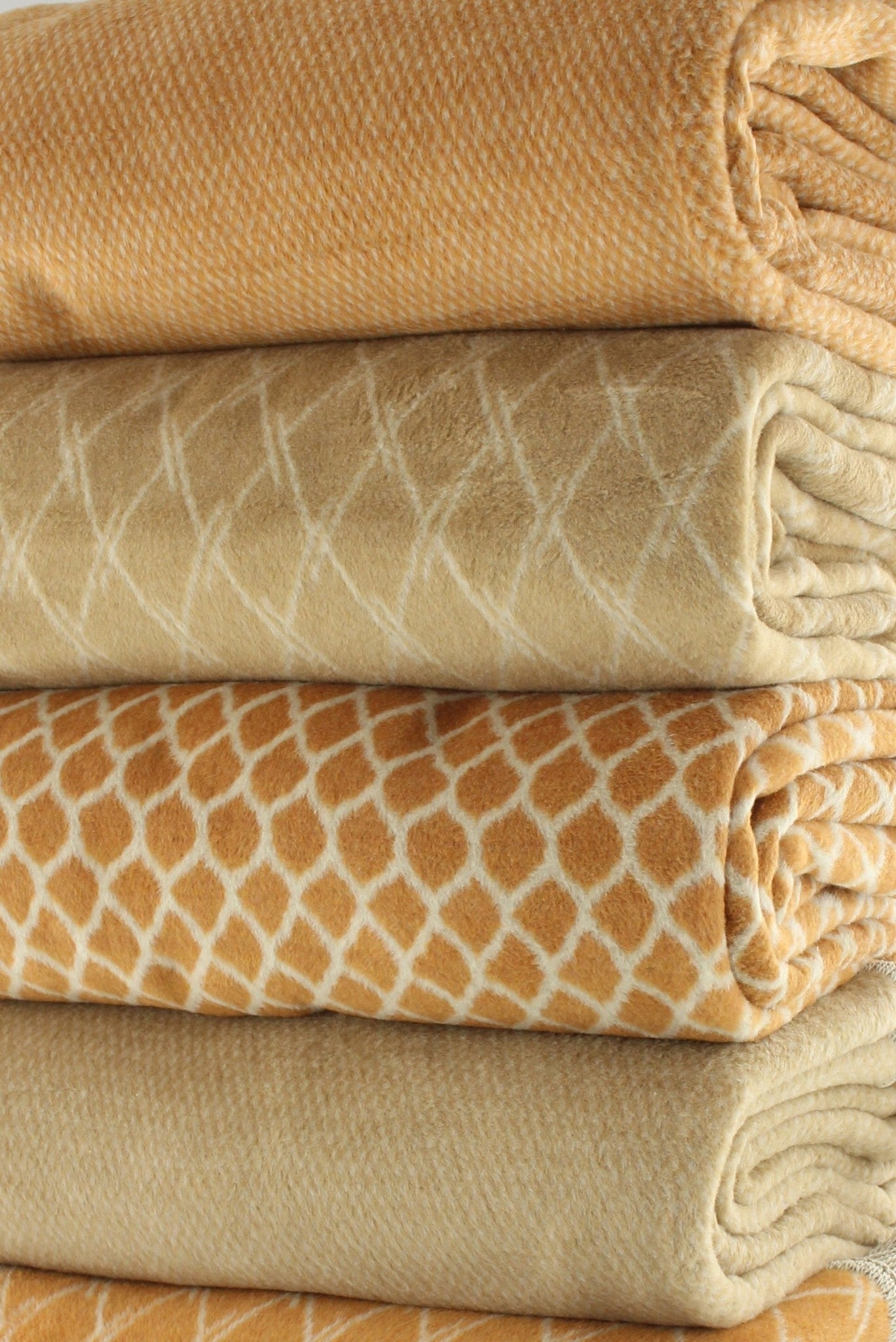 Decke Unami Gold, Claudi 150 x 200cm