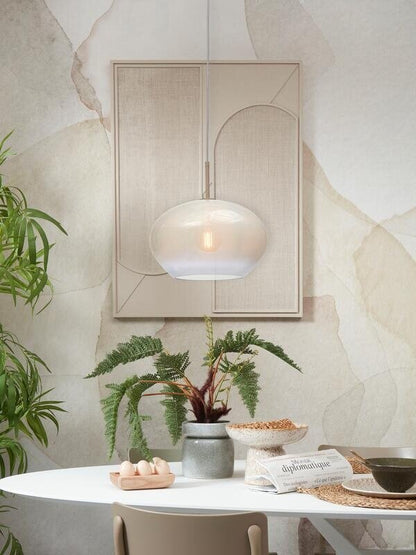 https://cdn.webshopapp.com/shops/321911/files/453692779/600x800x2/its-about-romi-its-about-romi-hanglamp-bologna-wit.jpg