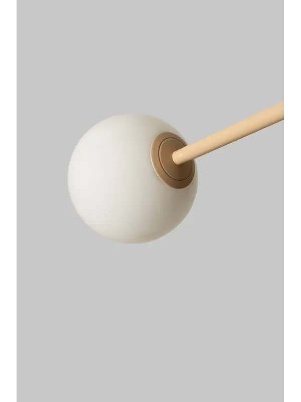 https://cdn.webshopapp.com/shops/321911/files/488031026/600x800x2/its-about-romi-its-about-romi-hanglamp-copenhagen.jpg