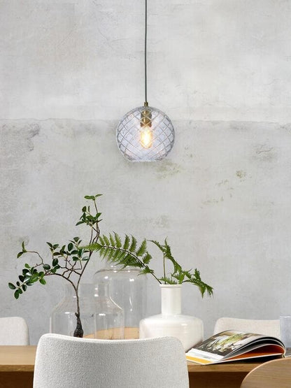 https://cdn.webshopapp.com/shops/321911/files/454015140/600x800x2/its-about-romi-its-about-romi-hanglamp-venice-tran.jpg