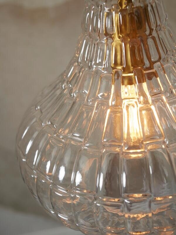 https://cdn.webshopapp.com/shops/321911/files/454015108/600x800x2/its-about-romi-its-about-romi-hanglamp-venice-tran.jpg