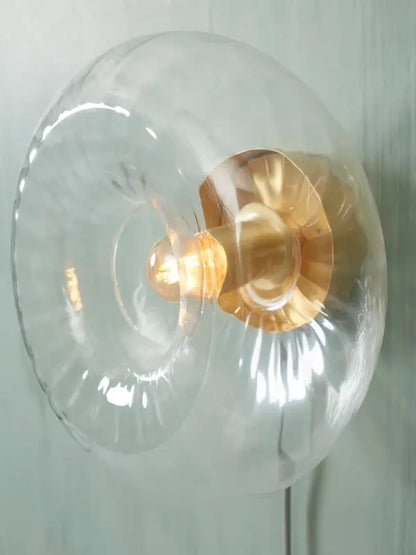https://cdn.webshopapp.com/shops/321911/files/488032922/600x800x2/its-about-romi-its-about-romi-wandlamp-brussels-go.jpg