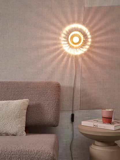 https://cdn.webshopapp.com/shops/321911/files/488032932/600x800x2/its-about-romi-its-about-romi-wandlamp-brussels-go.jpg