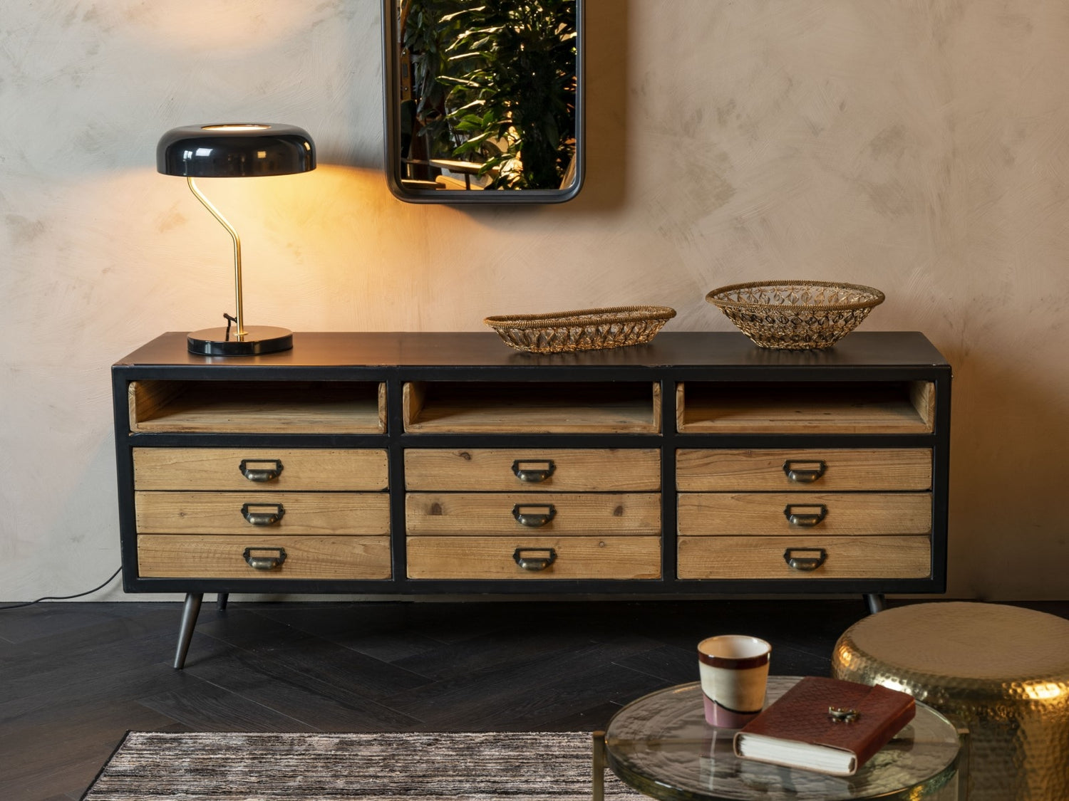 SIDEBOARD SOL