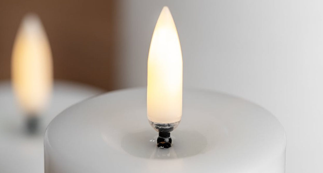 LED &quot;Melted&quot; Blockkerze Ø 5cm x 7,5 cm,  weiß
